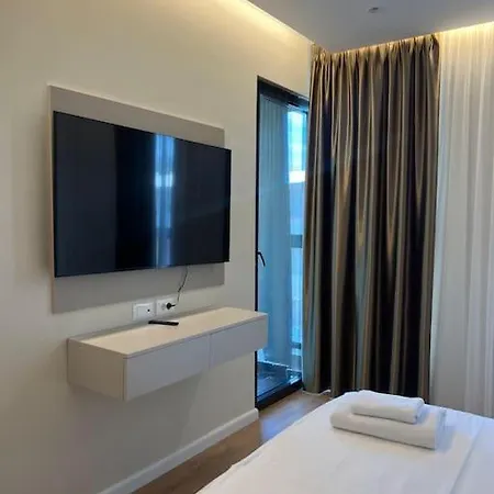 Modern New Near Apartment *
