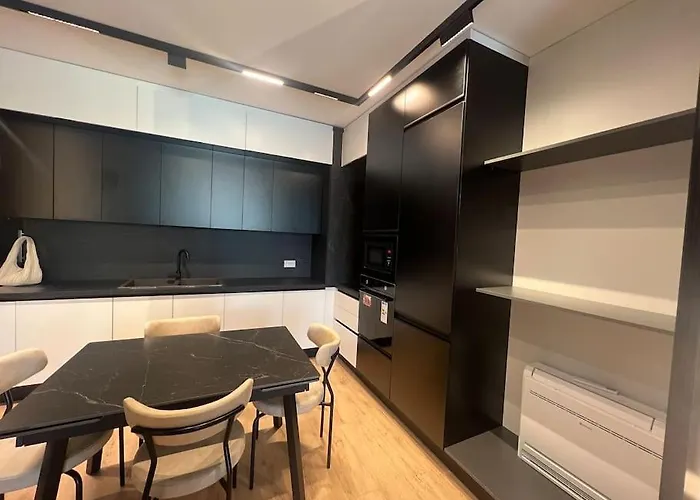 Modern New Near Lejlighed Tirana